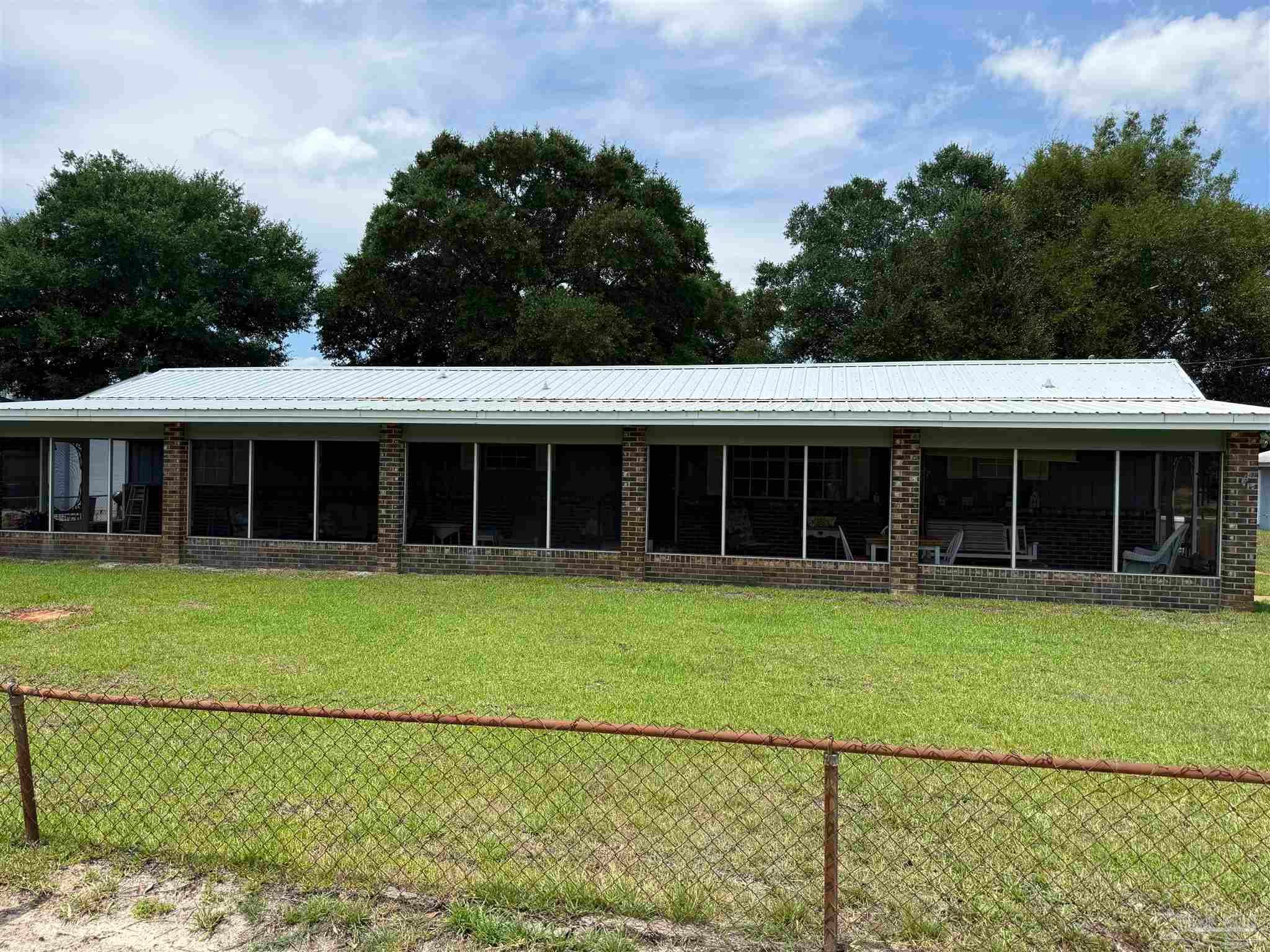 494 Aleta Ave, Mary Esther, FL 32569
