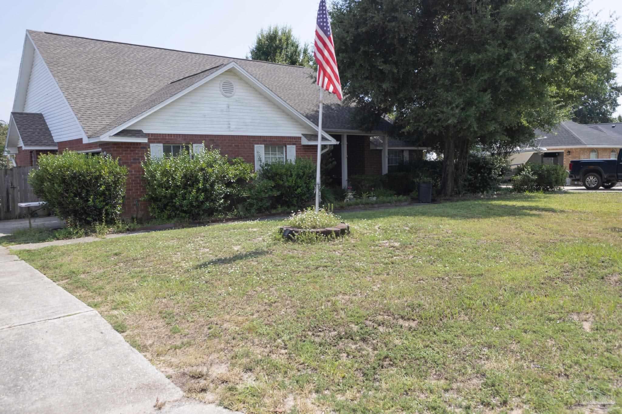 3009 Corsair Dr, Pensacola, FL 32507