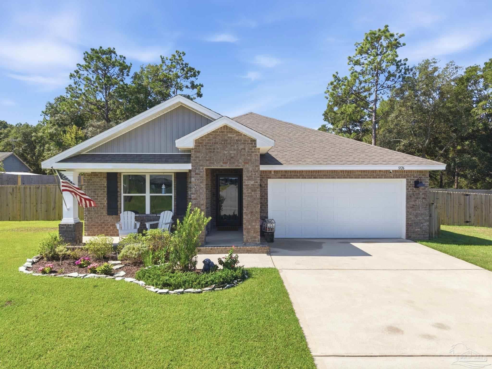 5126 Gaineswood Dr, Milton, FL 32583