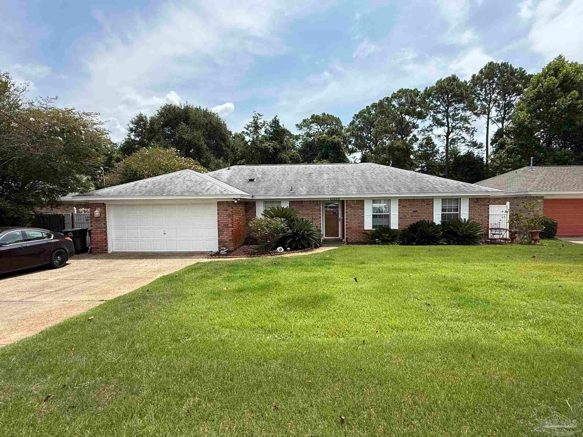 11110 Pine Hill Dr, Pensacola, FL 32506