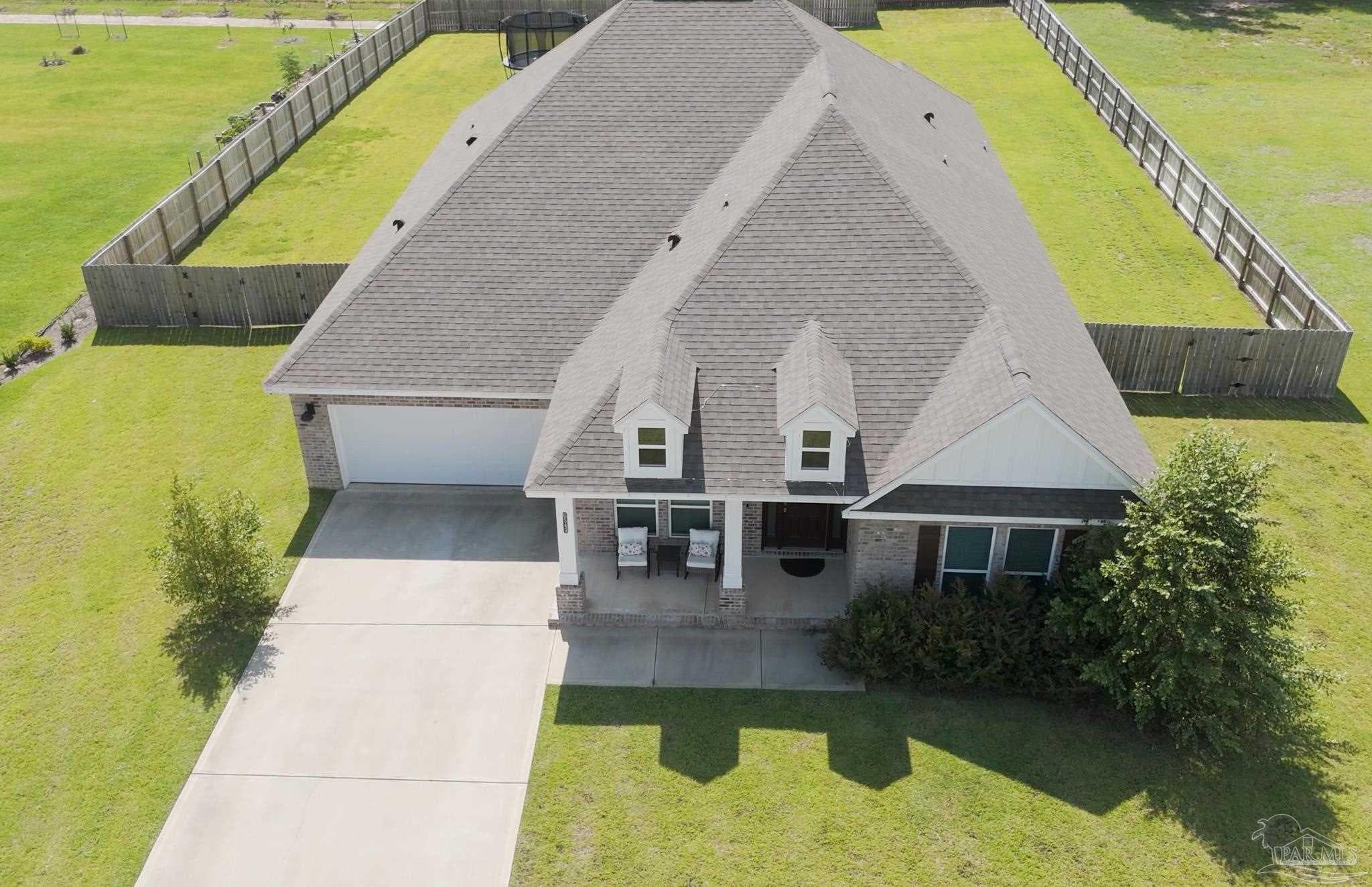 6549 Captiva Dr, Milton, FL 32570