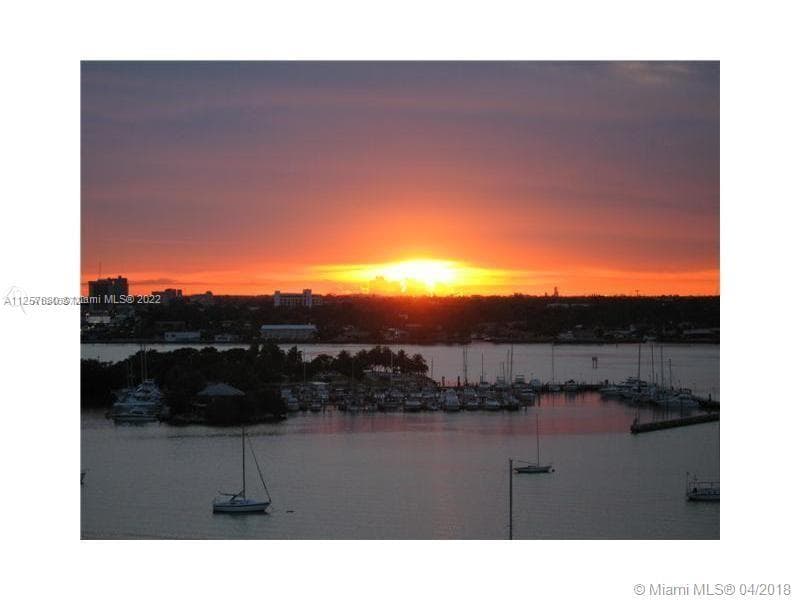 Bayshore Yacht & Tennis Club