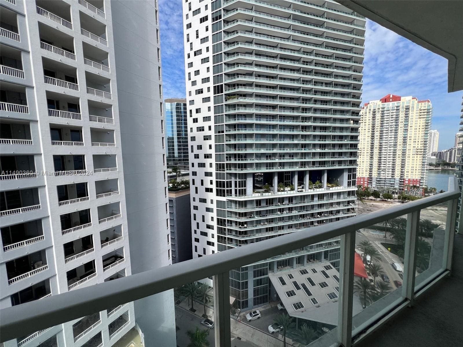 218 SE 14th Street # 1806, Miami, FL 33131