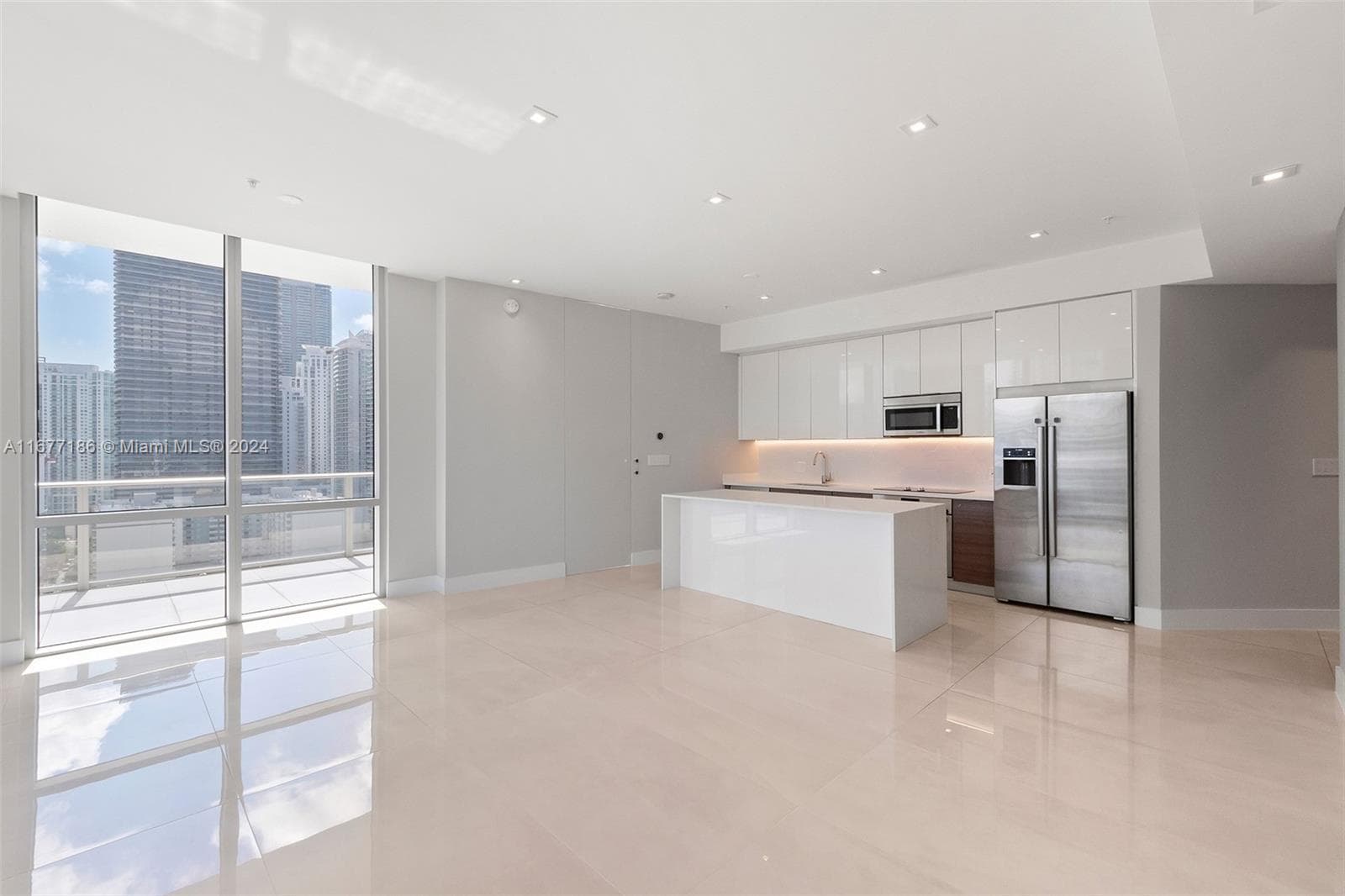 Brickell Ten