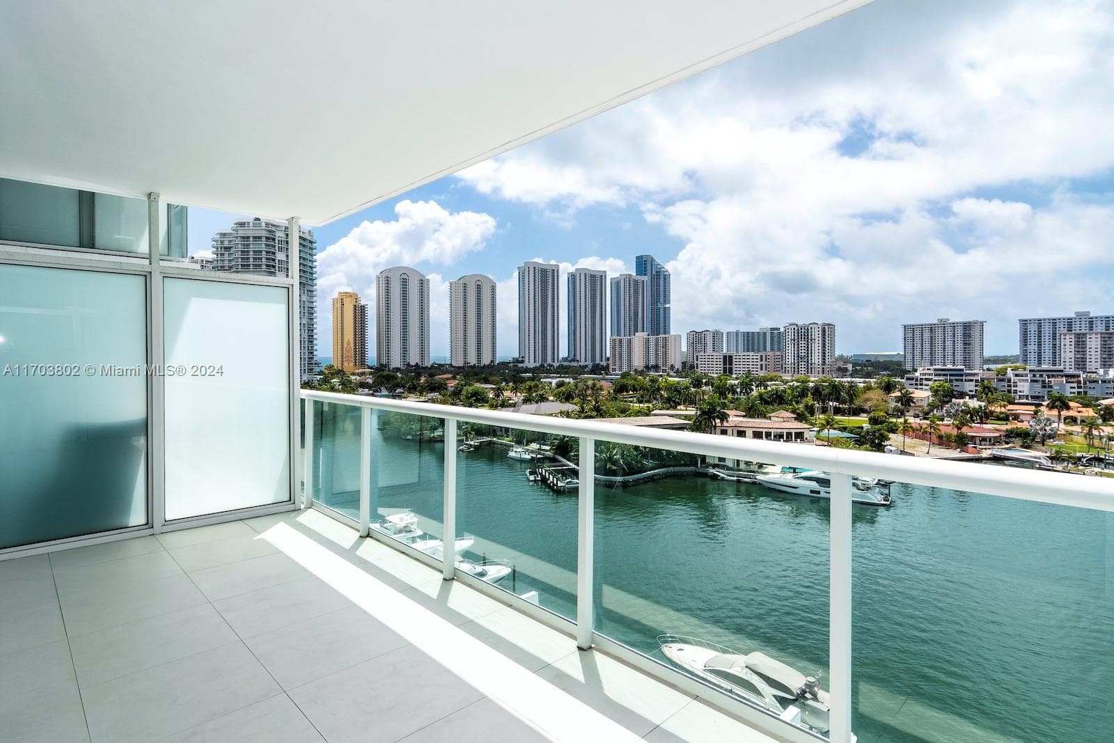 400 Sunny Isles Blvd # 919, Sunny Isles Beach, FL 33160