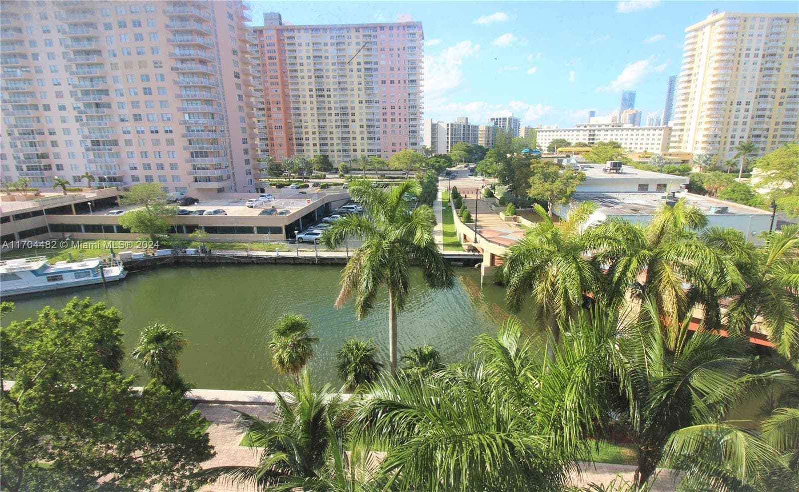 17150 N Bay Rd # 2612, Sunny Isles Beach, FL 33160