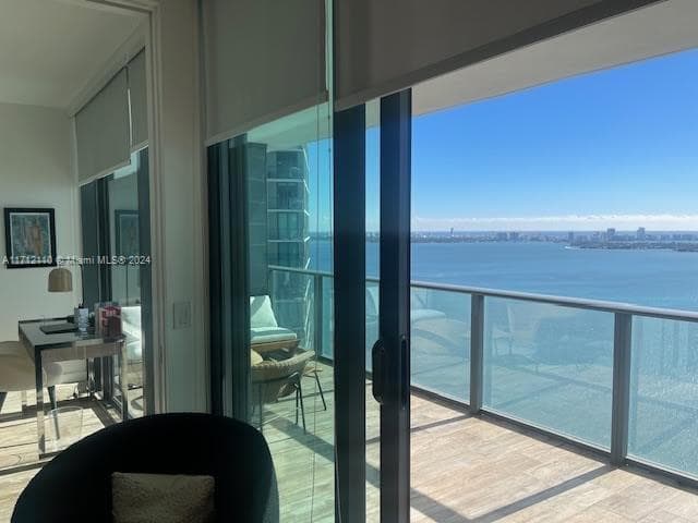 650 NE 32nd St # 3606, Miami, FL 33137