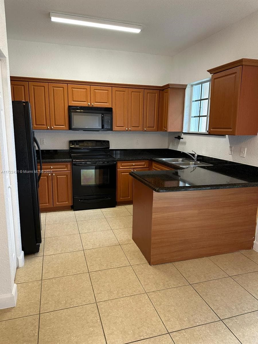 2589 NE 4th St # 205, Homestead, FL 33033