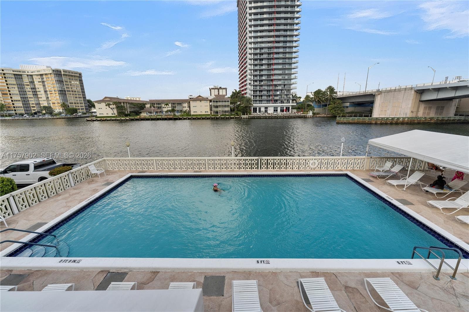 1817 S Ocean Dr # 827, Hallandale Beach, FL 33009