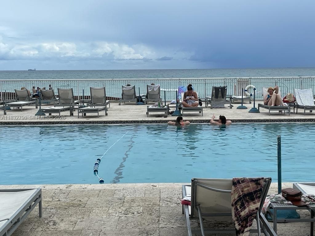 19201 Collins Ave # 717, Sunny Isles Beach, FL 33160