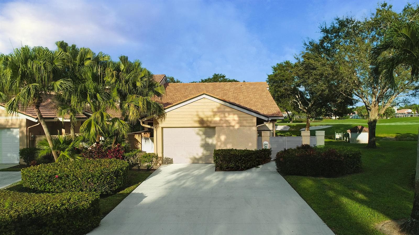 533 Prestwick Circle, Palm Beach Gardens, FL 33418