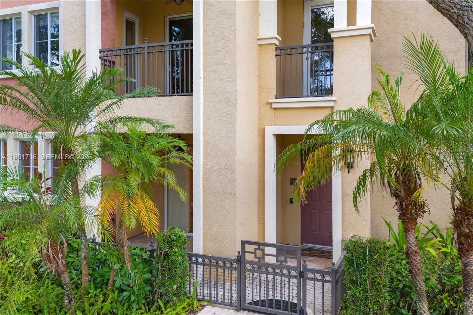 3055 NW 126th Ave # 107, Sunrise, FL 33323