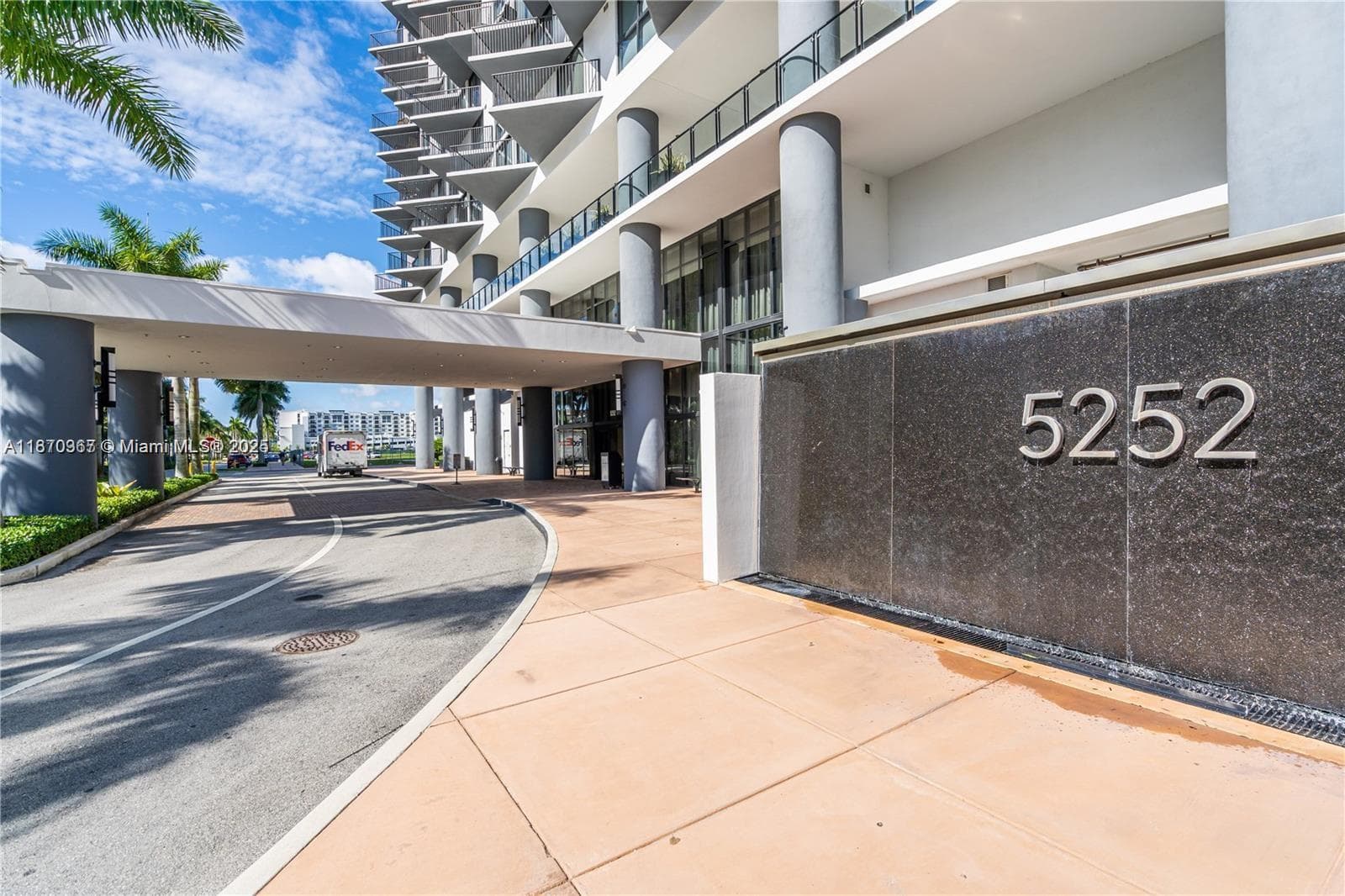 5252 NW 85th Ave # 1909, Doral, FL 33166