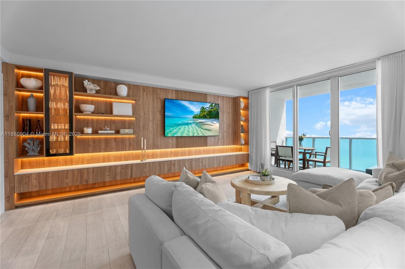 2301 Collins Ave # 1523-24, Miami Beach, FL 33139