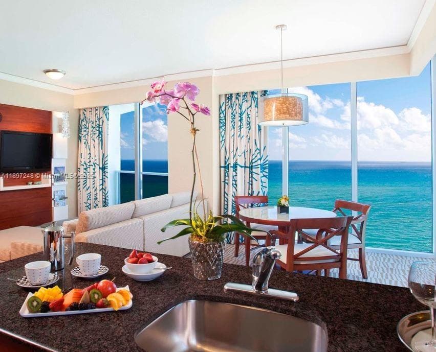 18001 COLLINS # 1409, Sunny Isles Beach, FL 33160