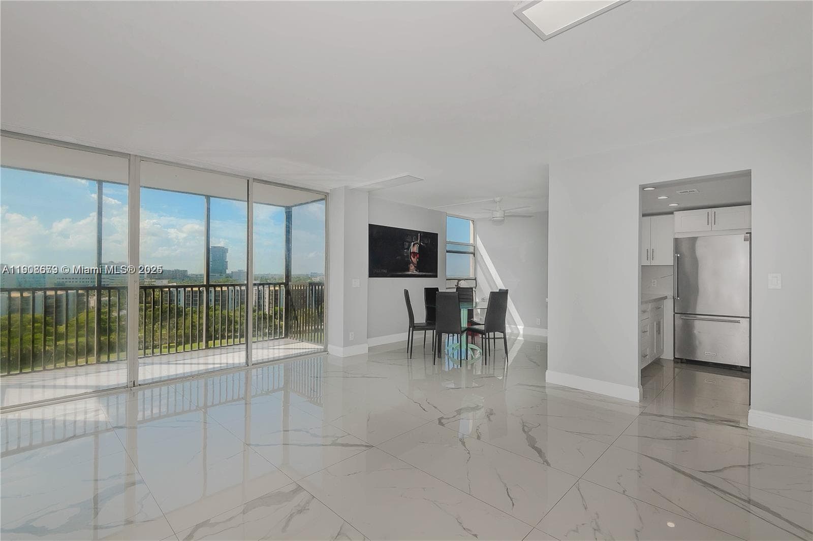 20301 W Country Club Dr # 1221, Aventura, FL 33180