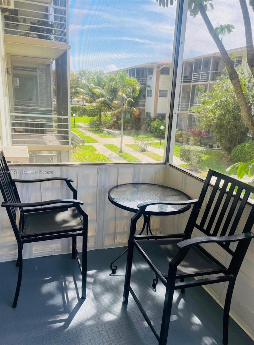 1355 NE 167th St # 209, Miami, FL 33162