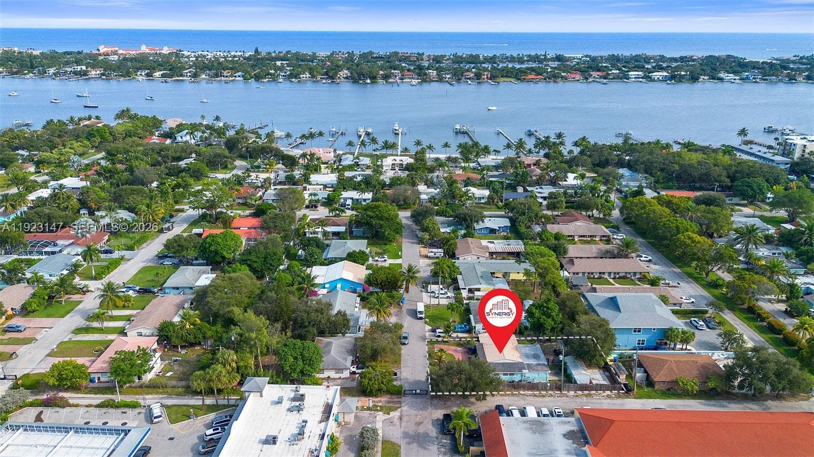 112 Milton St, Lantana, FL 33462