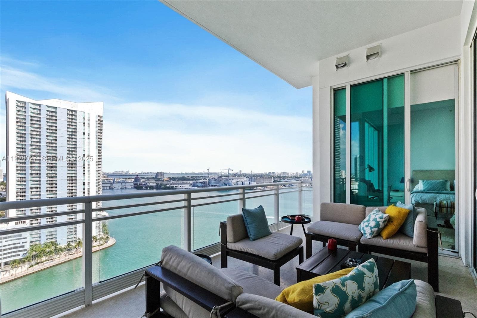 900 Brickell Key Blvd # 2002, Miami, FL 33131