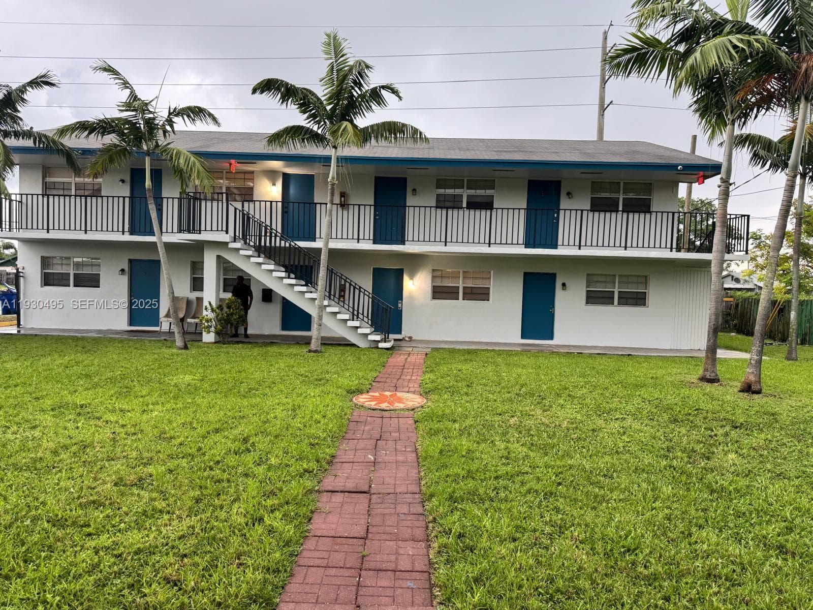 201 W Blue Heron Blvd, Riviera Beach, FL 33404