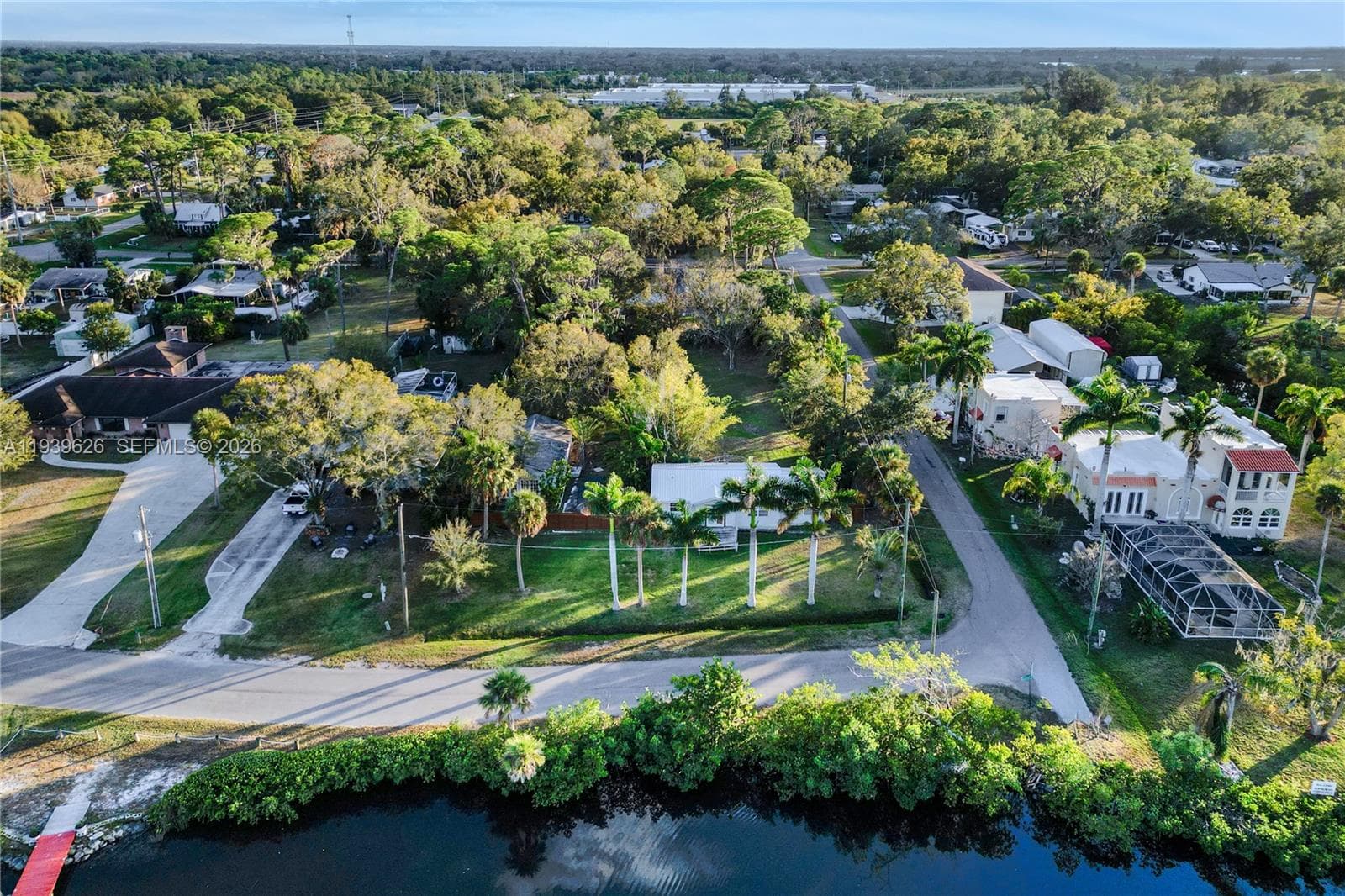 302 5th St SW, Other City - In The State Of Florida, FL 33570