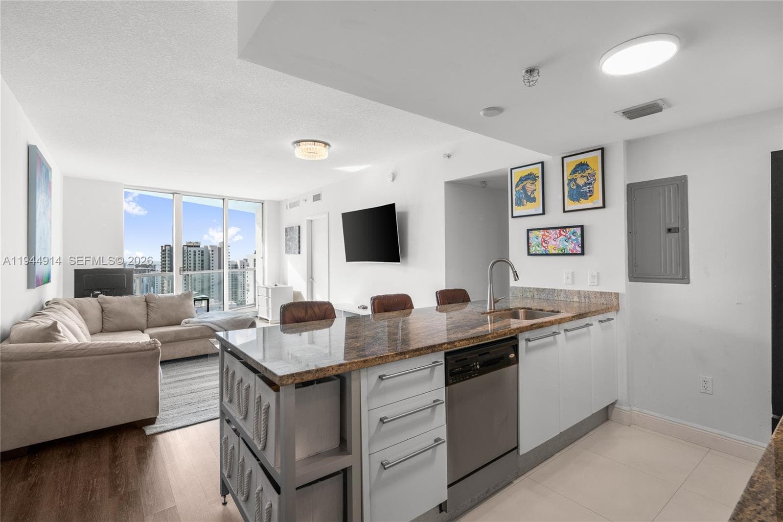 185 SW 7th St # 2702, Miami, FL 33130