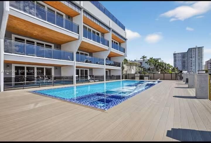 3822 NE 171st St # 3822, North Miami Beach, FL 33160