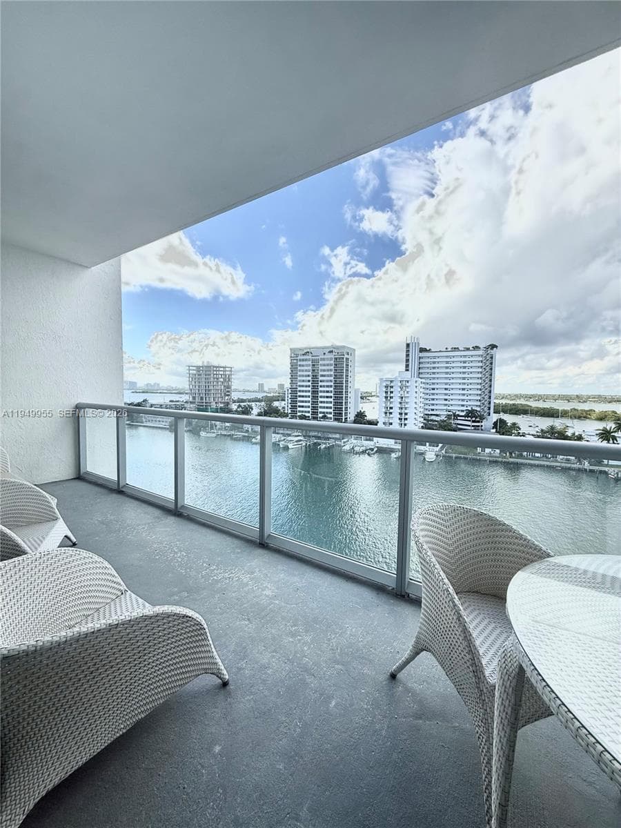 7928 East Dr # 905, North Bay Village, FL 33141