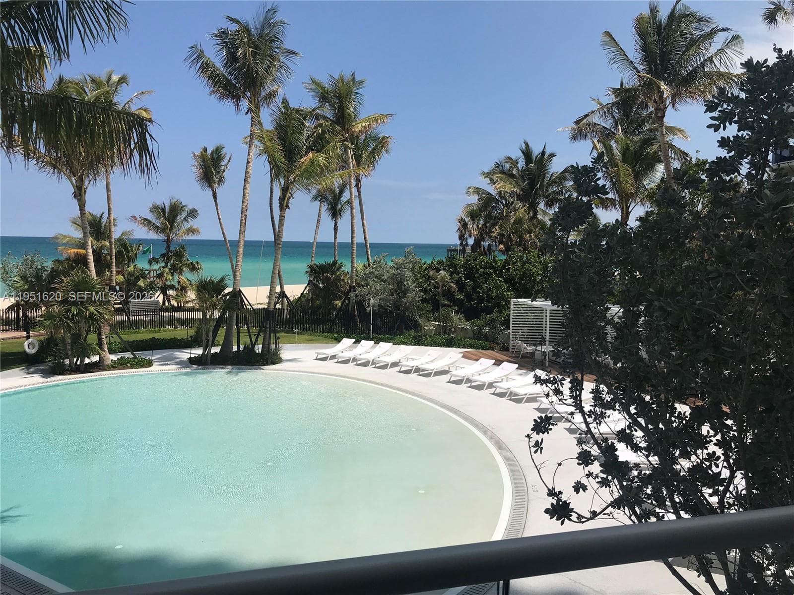 16901 Collins Ave # 1604, Sunny Isles Beach, FL 33160