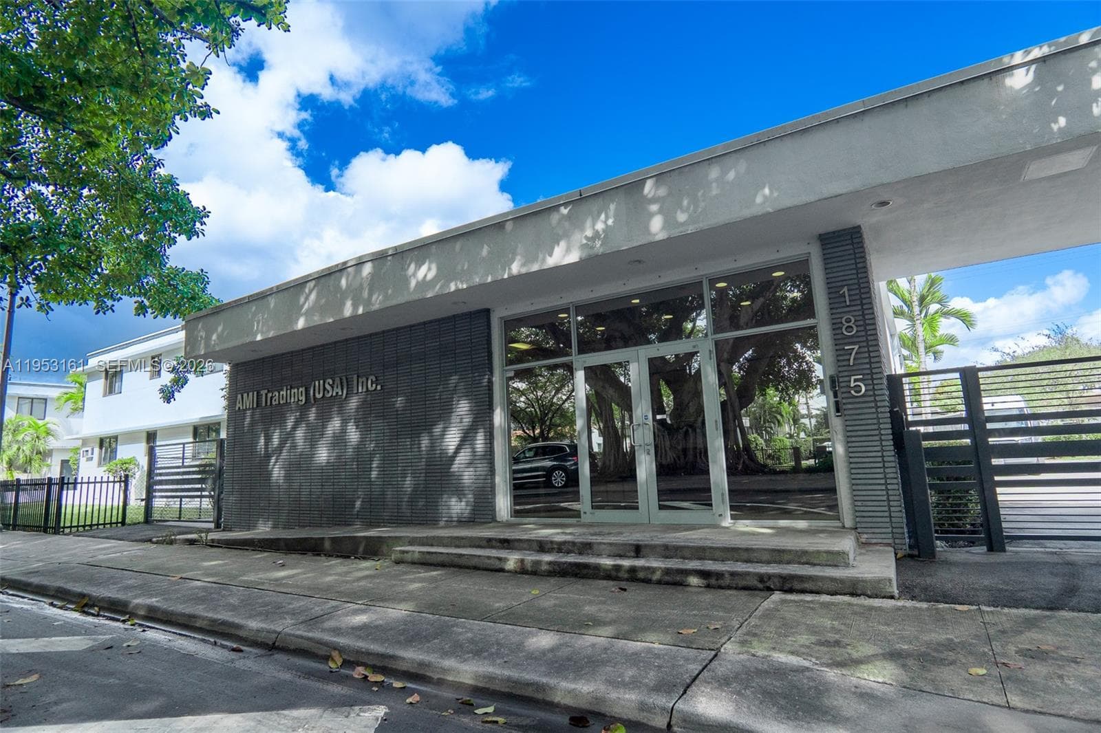 1875 SW 22nd St, Miami, FL 33145