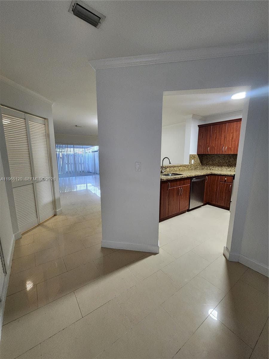 6485 SW 129th Ave, Miami, FL 33183