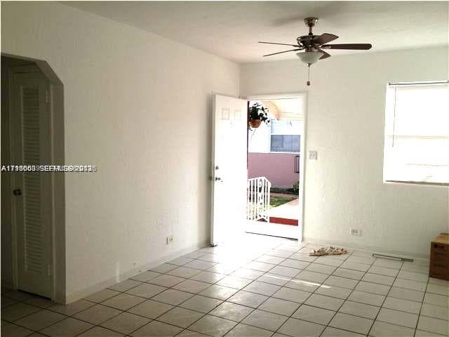 1903 Thomas St # 2-8, Hollywood, FL 33020
