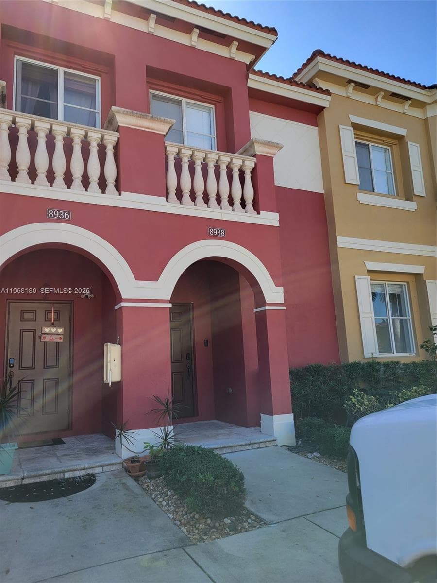 8938 SW 19th St # 904, Miramar, FL 33025
