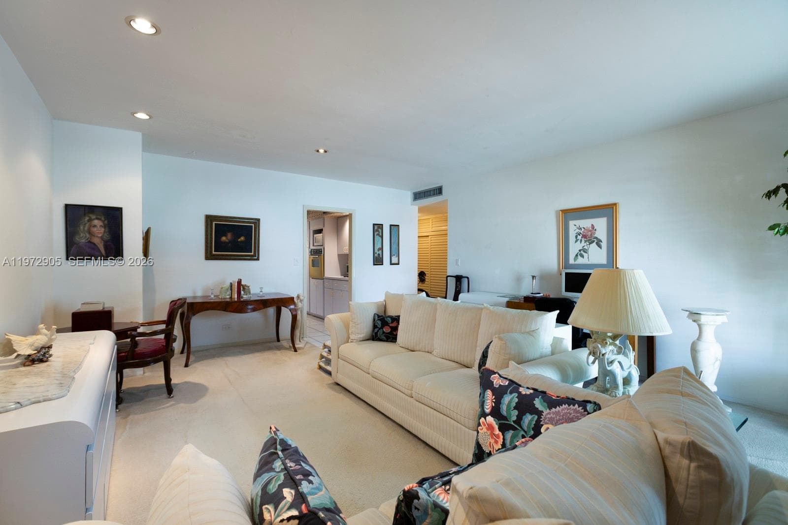 1408 Brickell Bay Dr # 414, Miami, FL 33131