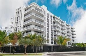 13800 Highland Dr # 403, North Miami Beach, FL 33181
