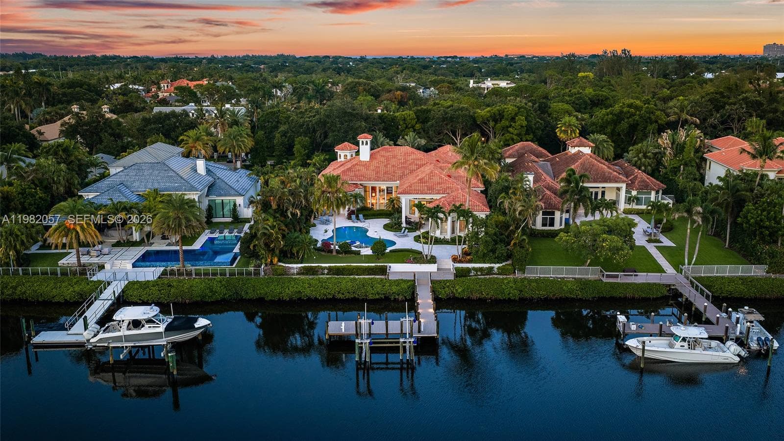 466 Mariner Dr, Jupiter, FL 33477