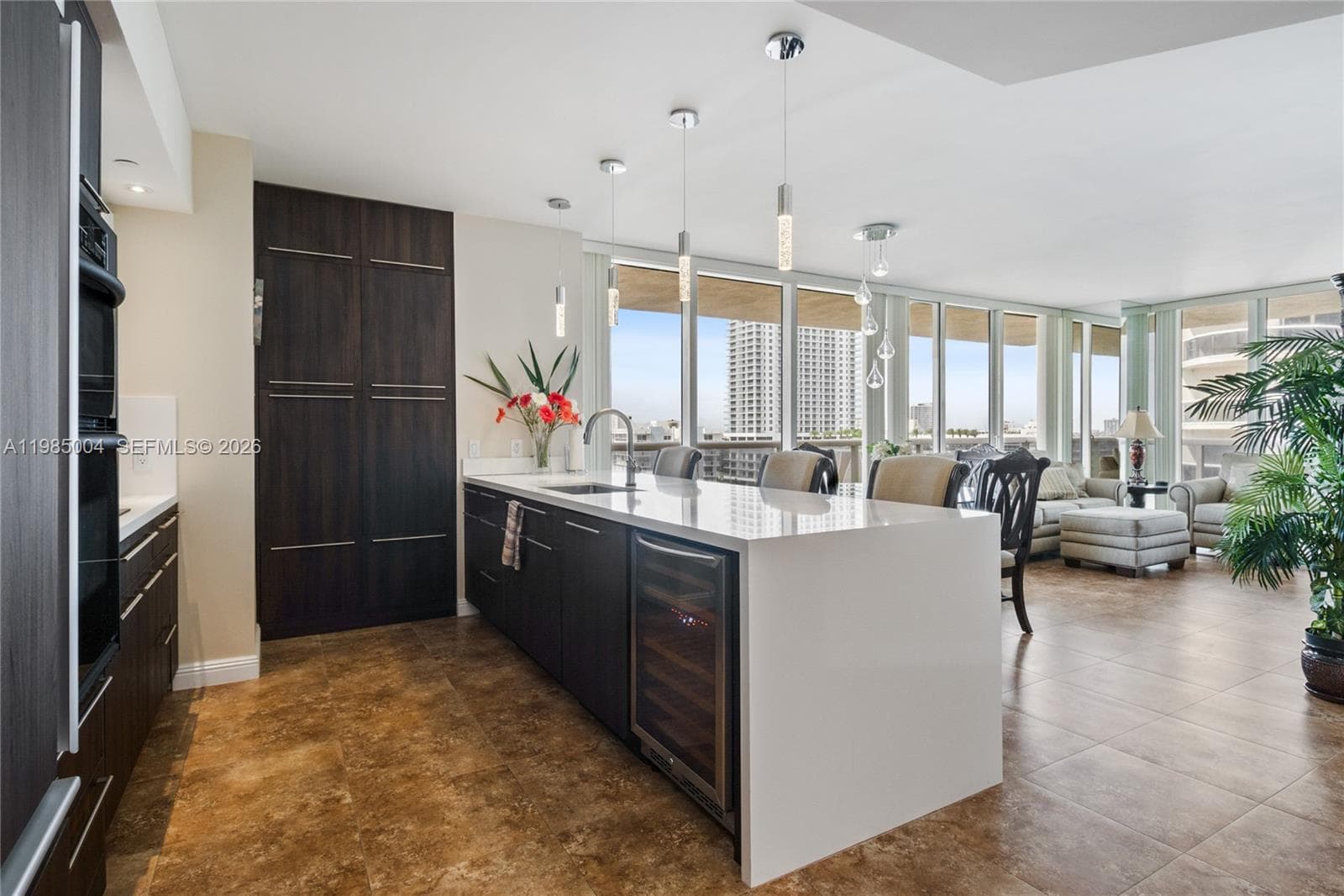 1830 S Ocean Dr # 1108, Hallandale Beach, FL 33009