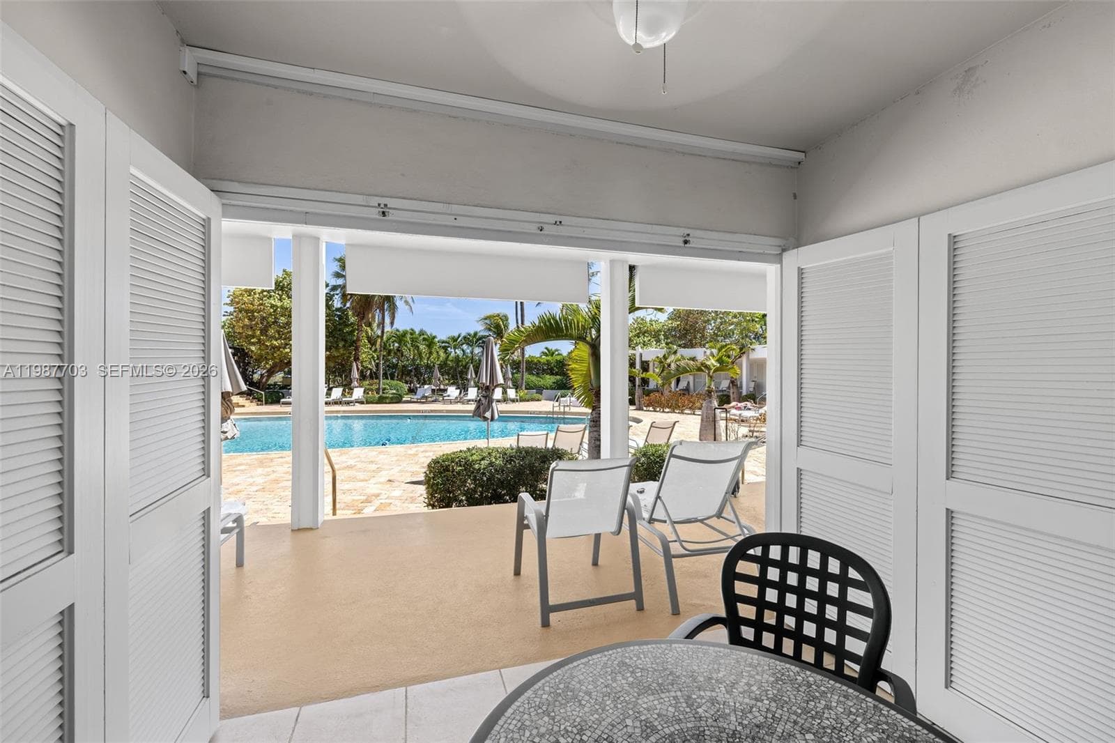 5055 Collins Ave # CAB14, Miami Beach, FL 33140