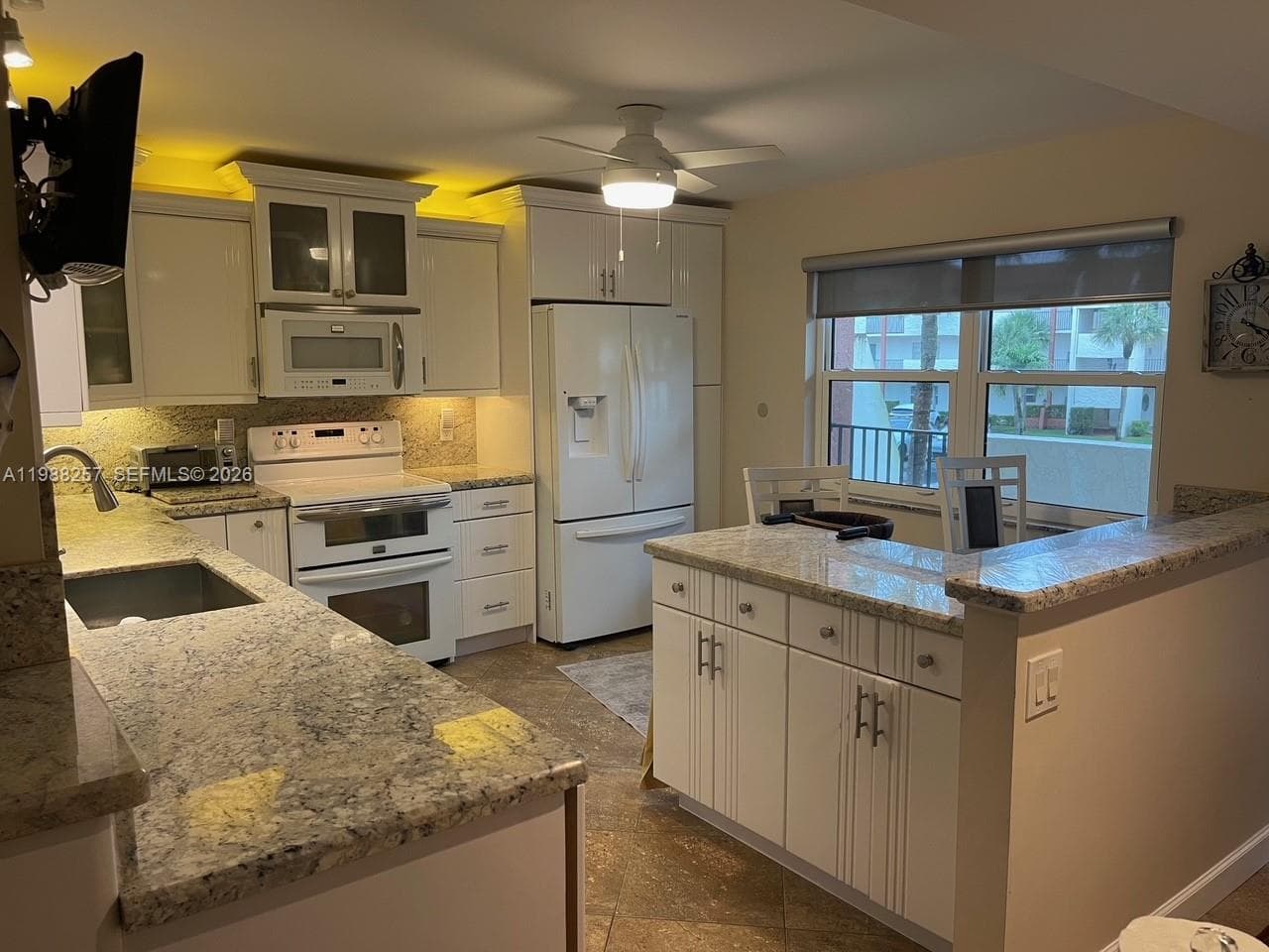 281 S Hollybrook Dr # 50-205, Pembroke Pines, FL 33025
