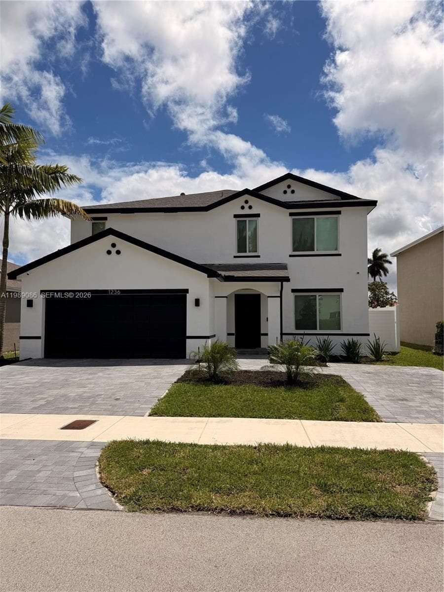 1236 NW 208th St, Miami Gardens, FL 33169