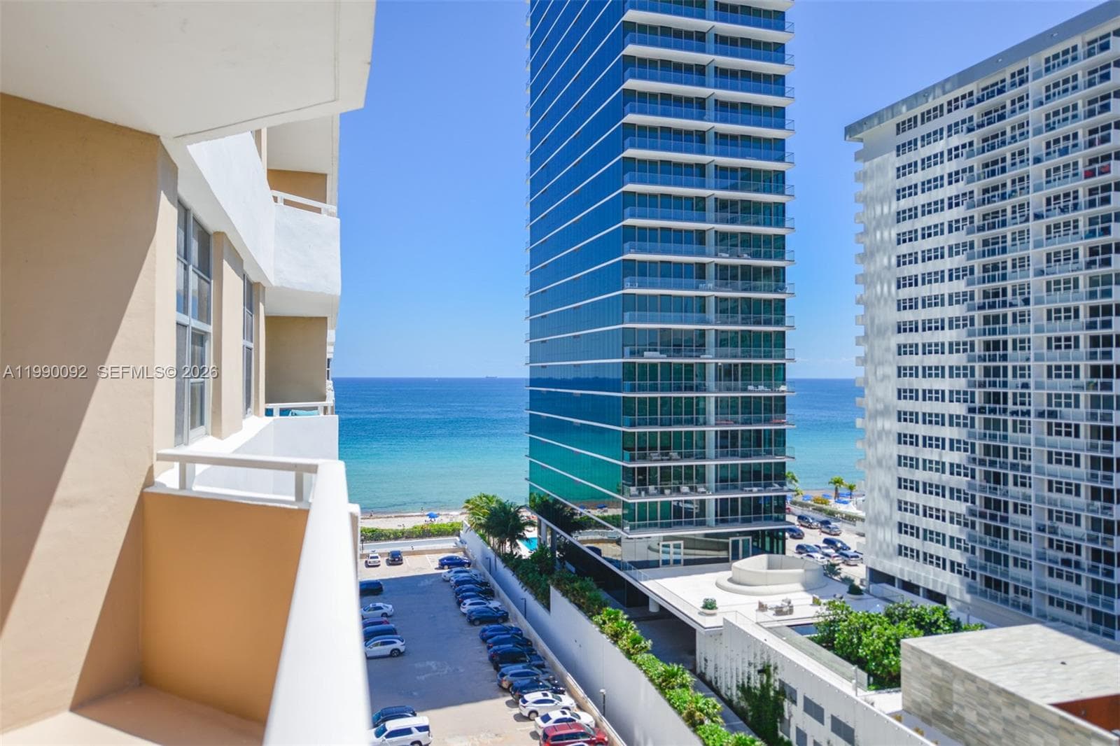 1980 S Ocean Dr # 10L, Hallandale Beach, FL 33009