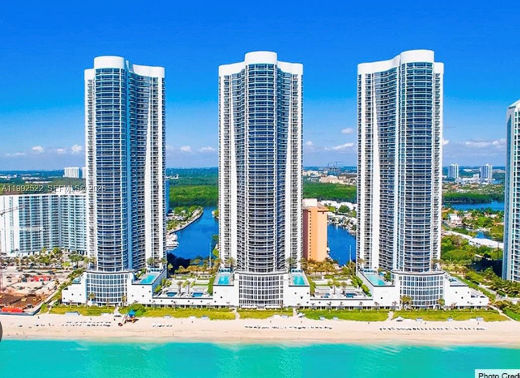 16001 Collins Ave # 2102, Sunny Isles Beach, FL 33160