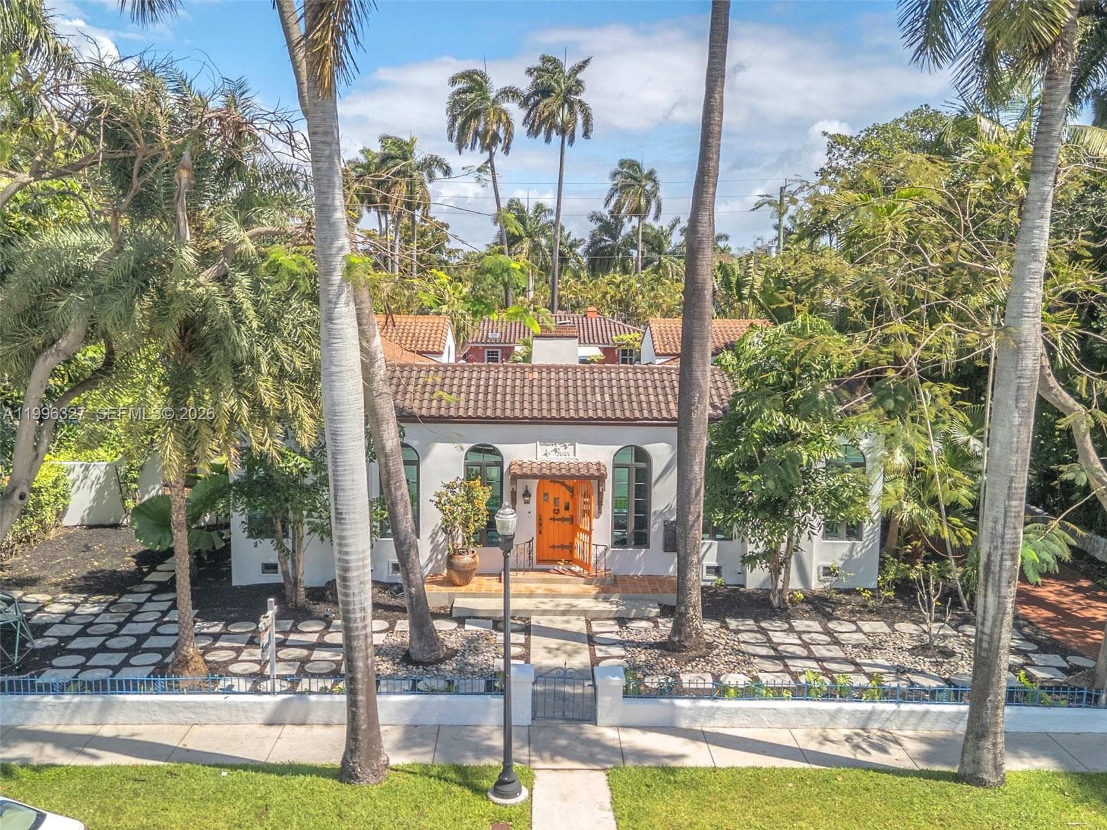 1321 Tyler St, Hollywood, FL 33019