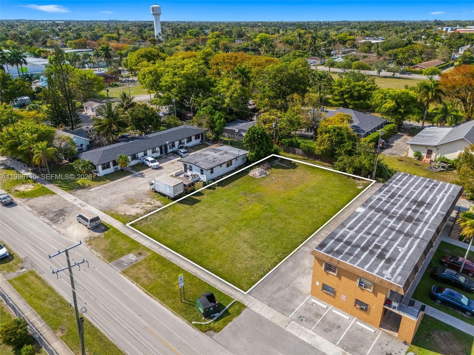 123 NW 6th St, Homestead, FL 33030