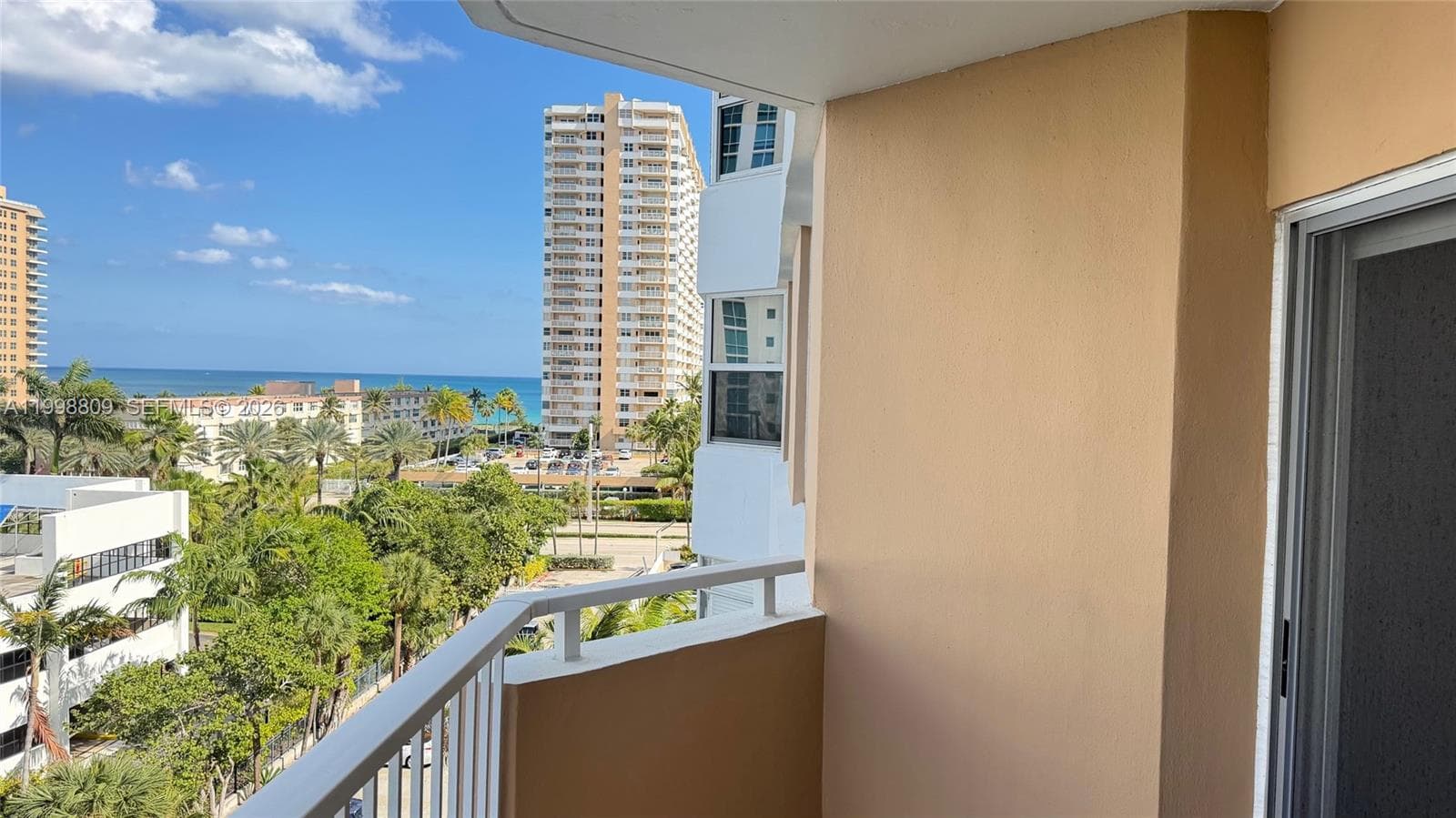 1965 S Ocean Dr # 5D, Hallandale Beach, FL 33009