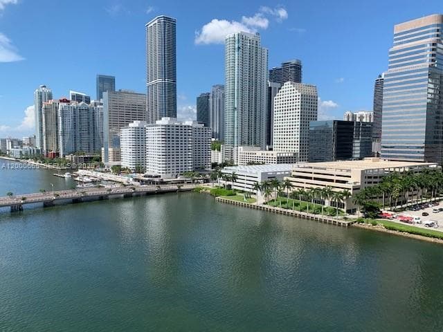 701 Brickell Key Blvd # 1501, Miami, FL 33131