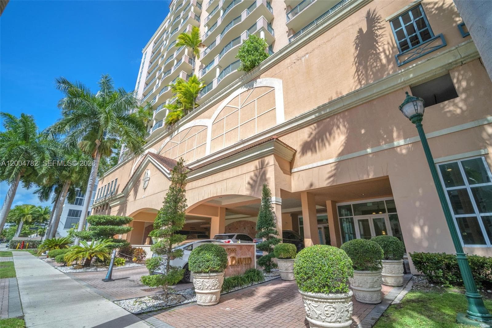 17555 Atlantic Blvd # 707, Sunny Isles Beach, FL 33160