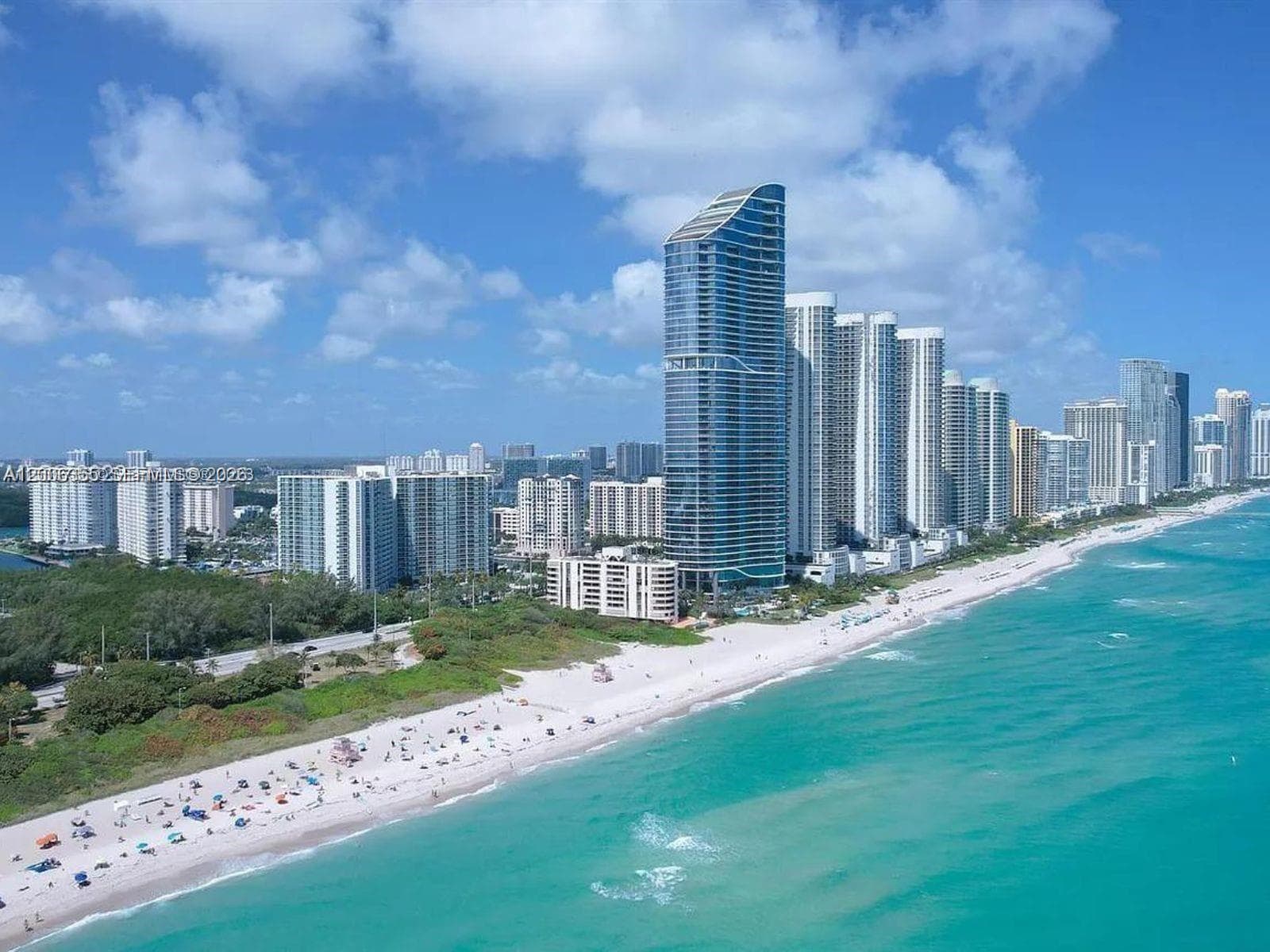 100 Bayview Dr # 216, Sunny Isles Beach, FL 33160