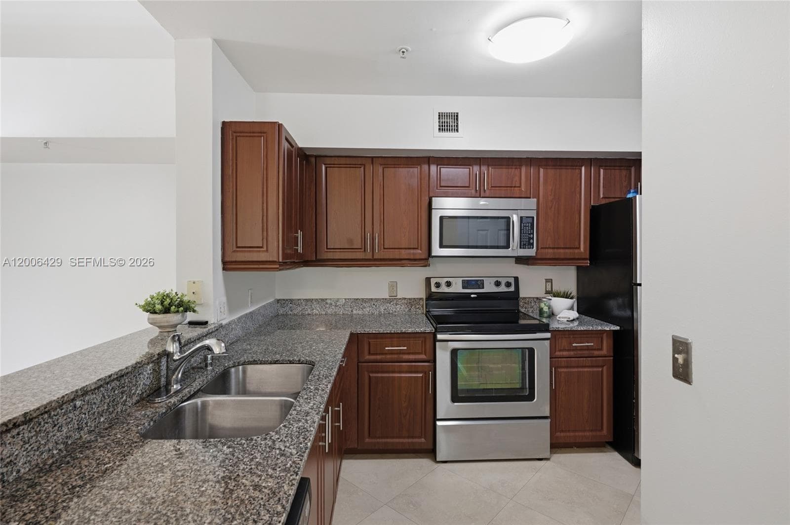 2451 Centergate Dr # 303, Miramar, FL 33025