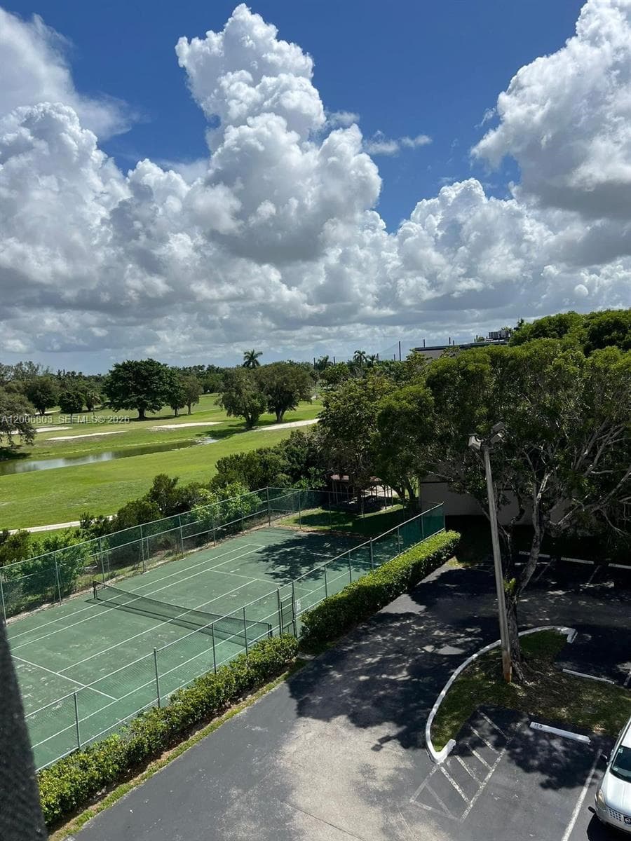 7125 NW 186th St # B502, Hialeah, FL 33015